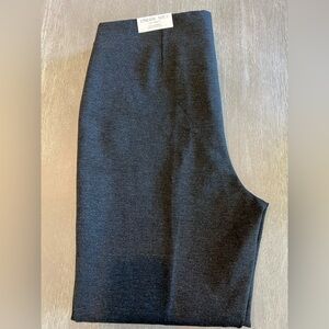 Chicos So Slimming Juliet Slim Leg grey pull on pants size 12